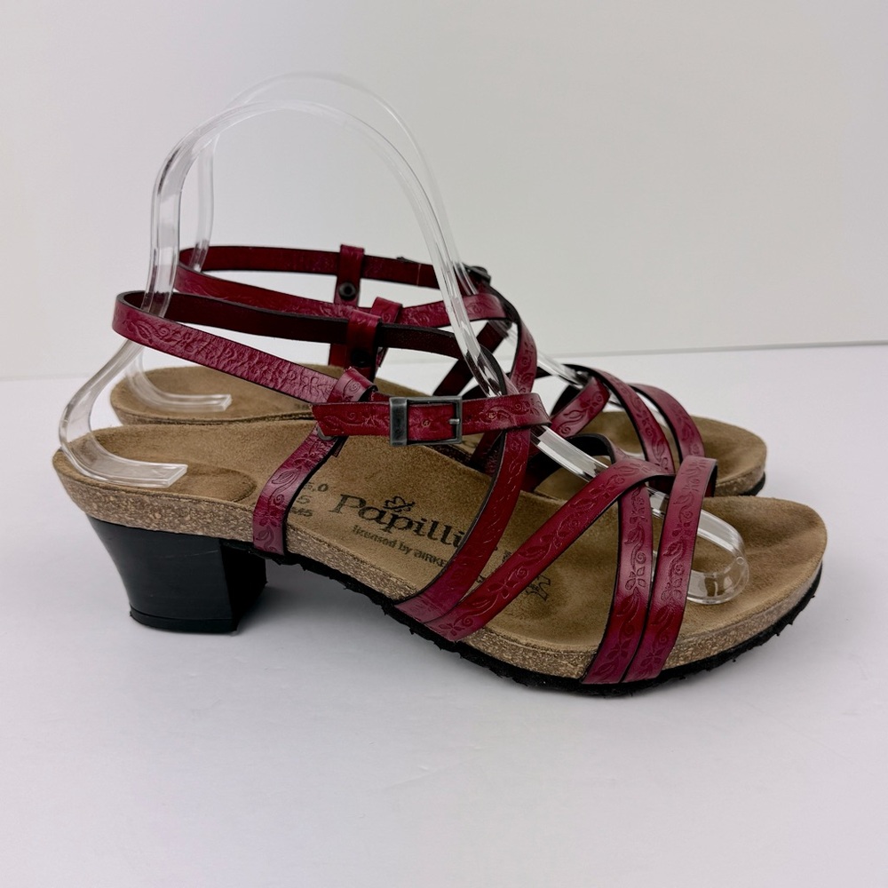 Birkenstock Papillio Bella sandal. Pink Straps. Contoured cork footbed. Size 7.
